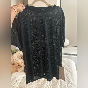 lululemon dark grey/blue lightweight t-shirt - brand new, tag still attached!